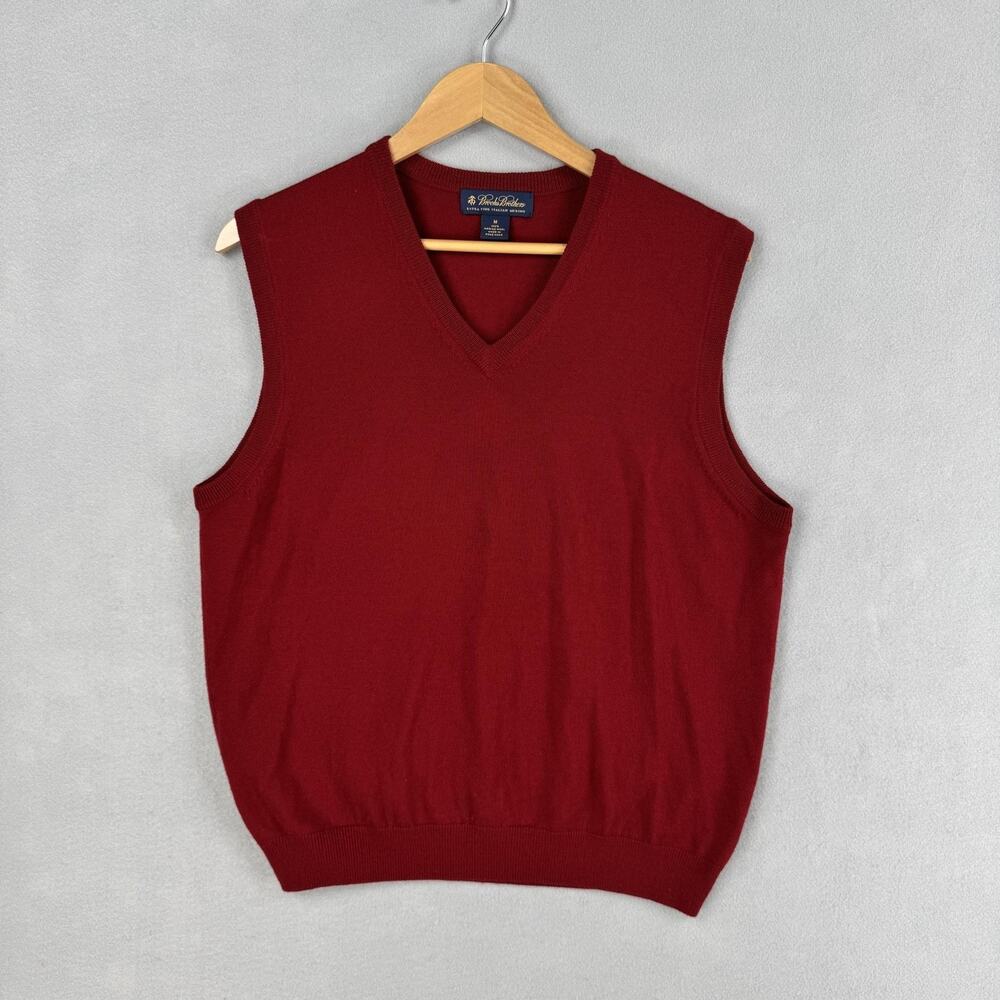 Brooks Brothers Sweater Vest Mens Medium Red Merino Wool V Neck Knit Pullover